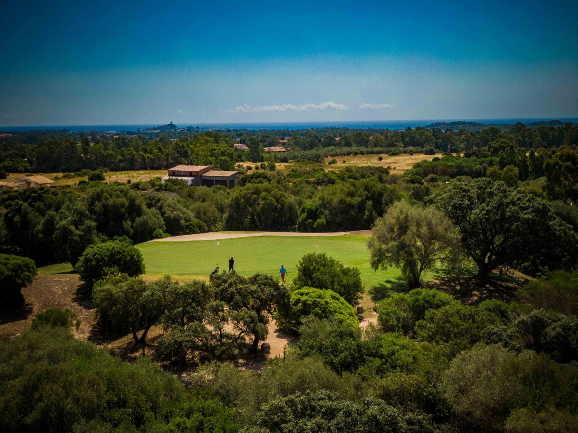Is Molas Resort Pula Bagian luar foto